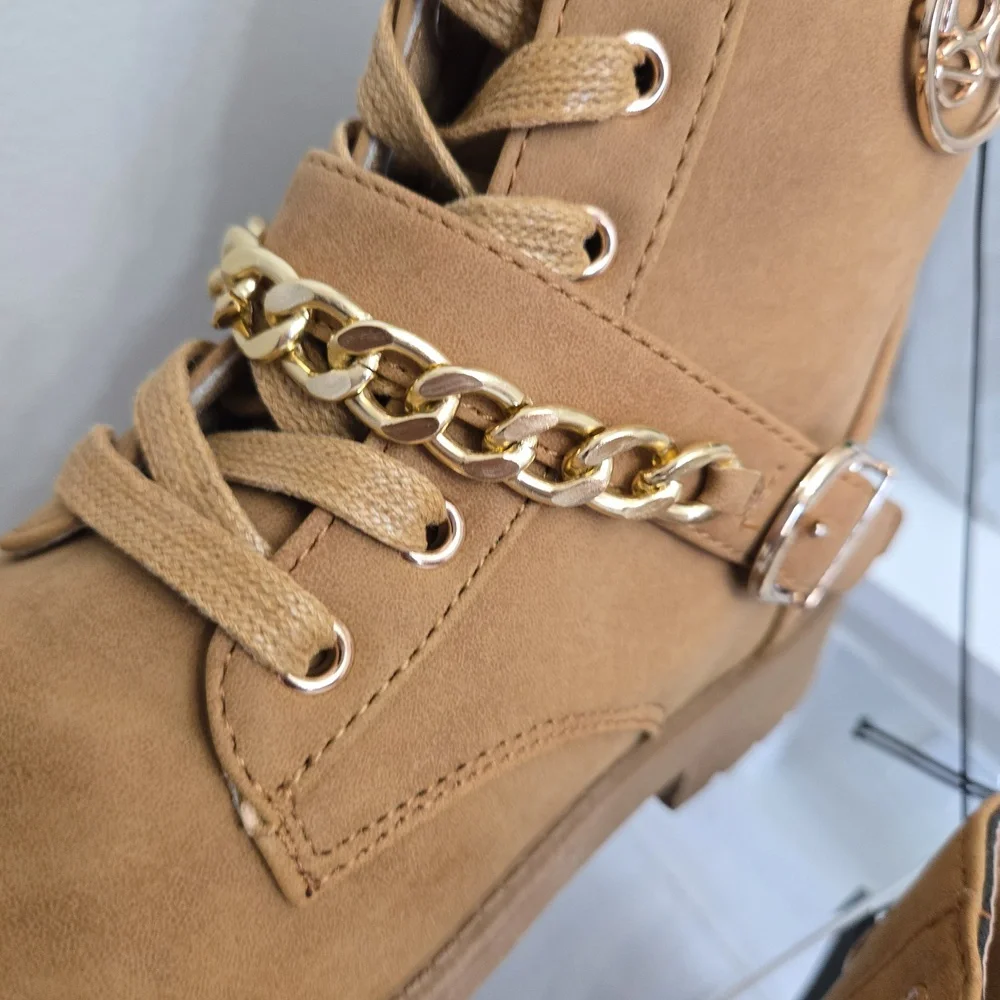 NWT Bebe Girl Stylish Tan Ankle Boots with Chain Detail